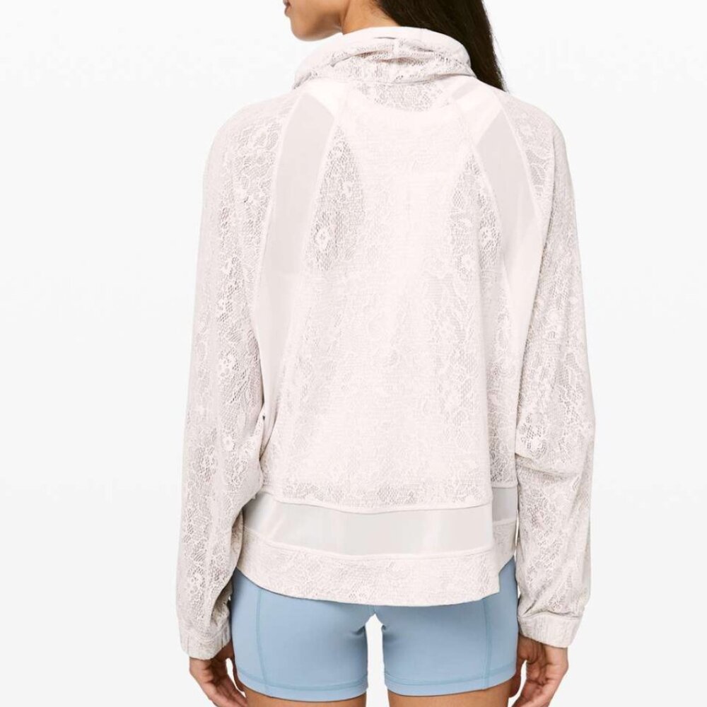 Lululemon In Depth Jacket *Lace Light Chrome size 4 - Picture 3 of 7
